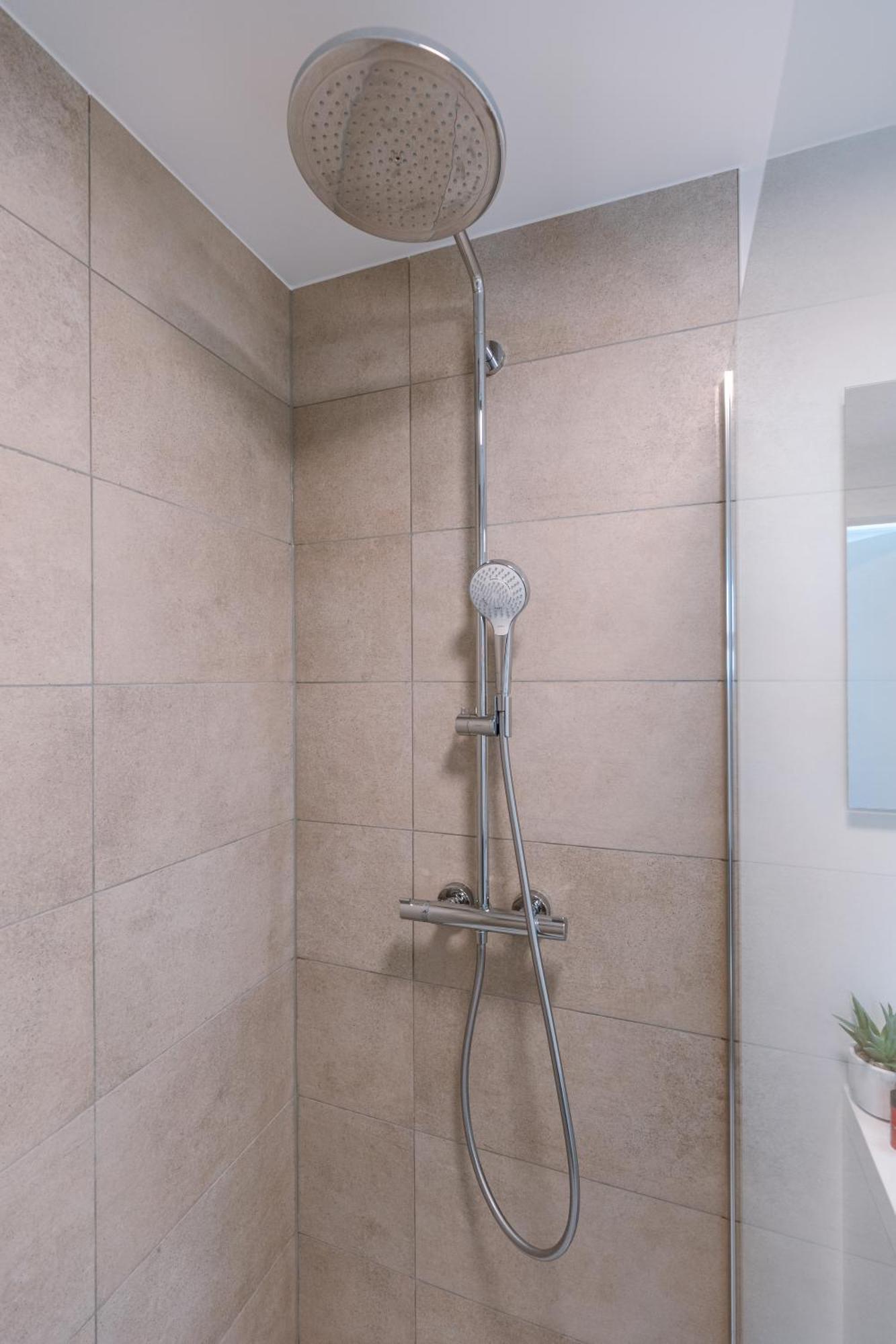 New Flat With High Quality Finishing And Terrace * Ostende